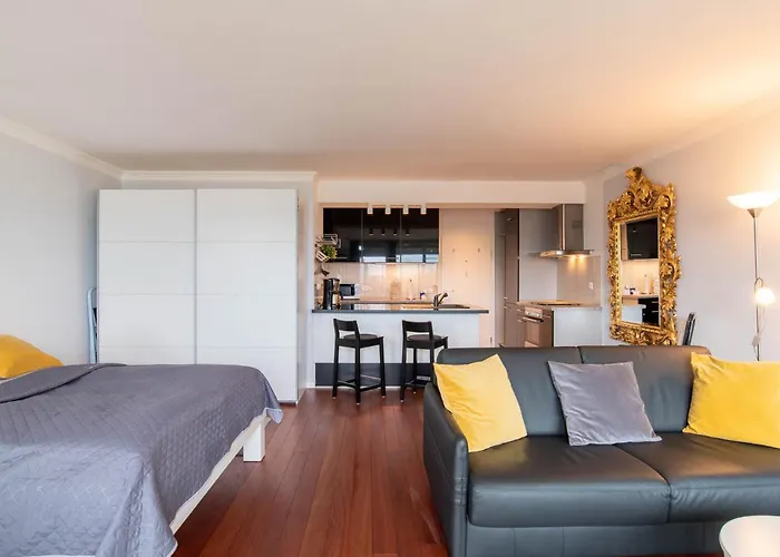 Seaside Apartman *